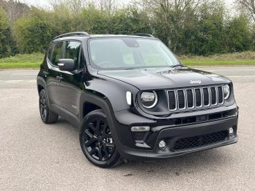 SPOTICAR Jeep Renegade 1.5 T4 E-hybrid Mhev Summit Dct Euro 6 (s/s) 5dr Used Car - Suv Hybrid Black - Kidlington - 1200591814_1