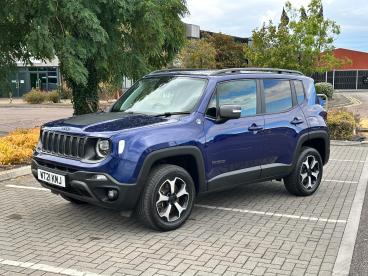 SPOTICAR Jeep Renegade 1.3 Gse T4 11.4kwh Trailhawk Auto 4xe Euro 6 (s/s) Used Car - Suv Plug-in Hybrid Blue - Cheltenham - 1200592424_3