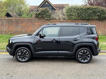 SPOTICAR Jeep Renegade 1.3 Gse T4 11.4kwh Upland Auto 4xe Euro 6 (s/s) 5d Used Car - Suv Plug-in Hybrid Black - Hemel Hempstead - 600595459_5