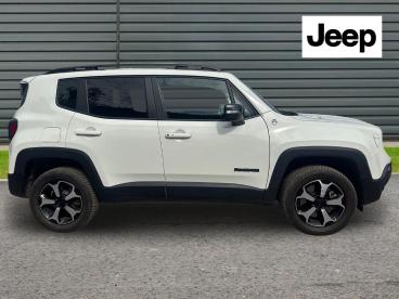SPOTICAR Jeep Renegade 1.3 Gse T4 11.4kwh Trailhawk Auto 4xe Euro 6 (s/s) Used Car - Suv Plug-in Hybrid White - Horsham - 1200600913_4
