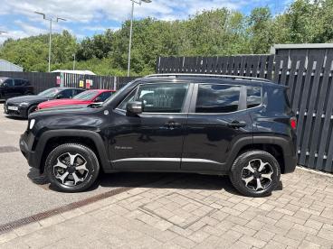 SPOTICAR Jeep Renegade 1.3 Gse T4 11.4kwh Trailhawk Auto 4xe Euro 6 (s/s) Used Car - Suv Plug-in Hybrid Black - Swindon - 1200610510_5