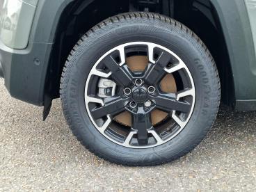 SPOTICAR Jeep Renegade 1.3 Gse T4 11.4kwh Upland Auto 4xe Euro 6 (s/s) 5d Used Car - Suv Plug-in Hybrid Grey - Norwich - 1200614958_5