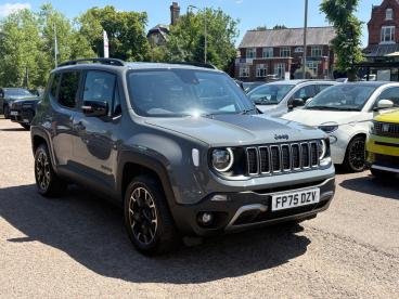 SPOTICAR Jeep Renegade 1.3 Gse T4 11.4kwh Upland Auto 4xe Euro 6 (s/s) 5d Used Car - Suv Plug-in Hybrid Grey - Leicester - 1200616229_1