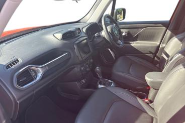 SPOTICAR Jeep Renegade 1.3 Gse T4 Limited Ddct Euro 6 (s/s) 5dr Used Car - Suv Petrol Orange - Southampton - 1200623517_2