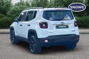 SPOTICAR Jeep Renegade 1.3 Gse T4 11.4kwh Overland Auto 4xe Euro 6 (s/s) Used Car - Suv Plug-in Hybrid White - Southampton - 1200626781_3