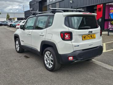 SPOTICAR Jeep Renegade 1.3 Gse T4 11.4kwh Limited Auto 4xe Euro 6 (s/s) 5 Used Car - Suv Plug-in Hybrid White - Cheltenham - 1200634347_4