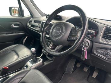 SPOTICAR Jeep Renegade 1.6 Multijetii Limited Euro 6 (s/s) 5dr Used Car - Suv Diesel Grey - Evesham - 1200642756_3