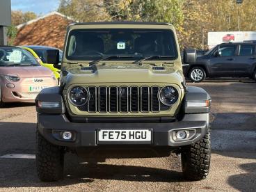 SPOTICAR Jeep Wrangler 2.0 Gme Rubicon Auto 4wd Euro 6 (s/s) 4dr Used Car - Suv Petrol Green - Leicester - 1200555052_3