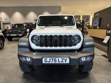 SPOTICAR Jeep Wrangler 2.0 Gme Rubicon Auto 4wd Euro 6 (s/s) 4dr Used Car - Suv Petrol White - Tunbridge Wells - 1200562334_2
