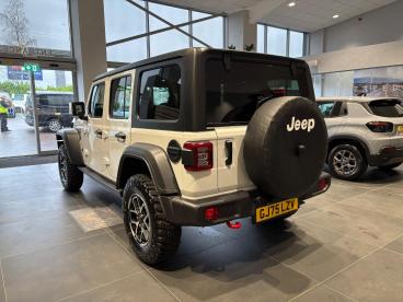 SPOTICAR Jeep Wrangler 2.0 Gme Rubicon Auto 4wd Euro 6 (s/s) 4dr Used Car - Suv Petrol White - Tunbridge Wells - 1200562334_4