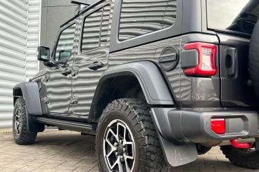 SPOTICAR Jeep Wrangler 2.0 Gme Rubicon Auto 4wd Euro 6 (s/s) 4dr Used Car - Suv Petrol Grey - Swindon - 1200563329_4