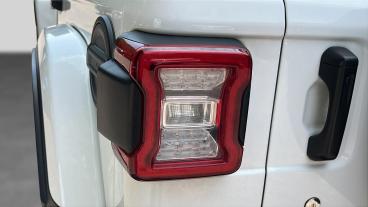 SPOTICAR Jeep Wrangler 2.0 Gme Night Eagle Auto 4wd Euro 6 (s/s) 4dr Used Car - Suv Petrol White - Stockport - 1200619508_5