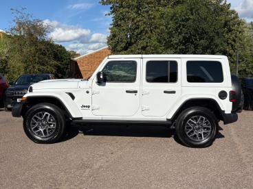 SPOTICAR Jeep Wrangler 2.0 Gme Sahara Auto 4wd Euro 6 (s/s) 4dr Used Car - Suv Petrol White - Leicester - 1200631382_5