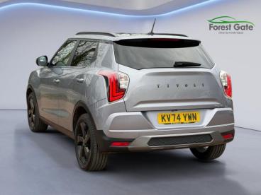 SPOTICAR Kgm Tivoli 1.5 K40 Auto Euro 6 (s/s) 5dr Used Car - Suv Petrol Silver - Corby - 1200613109_5