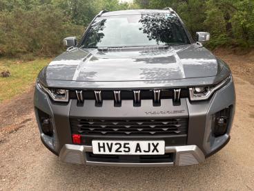 SPOTICAR Kgm Torres 1.5 K40 Auto Euro 6 (s/s) 5dr Used Car - Suv Petrol Grey - Salisbury - 500608026_2