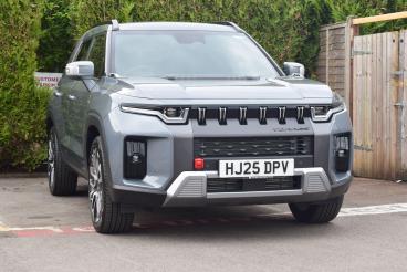 SPOTICAR Kgm Torres 1.5 K40 Auto Euro 6 (s/s) 5dr Used Car - Suv Petrol Grey - Salisbury - 500634705_2