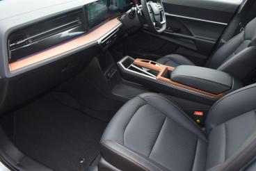 SPOTICAR Kgm Torres 1.5 K40 Auto Euro 6 (s/s) 5dr Used Car - Suv Petrol Grey - Salisbury - 500634705_3