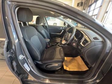 SPOTICAR Kia Ceed Cee-d 1.0 T-gdi 2 Sportswagon Euro 6 (s/s) 5dr Used Car - Estate Petrol Grey - Ashington - 1200542021_2