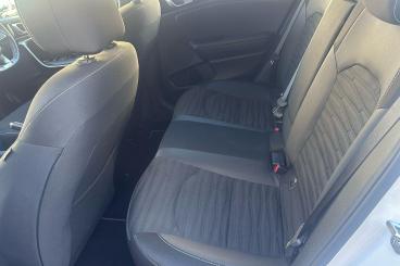 SPOTICAR Kia Ceed Cee-d 1.5 T-gdi Gt-line Euro 6 (s/s) 5dr Used Car - Saloon Petrol White - Dartford - 1200551468_5