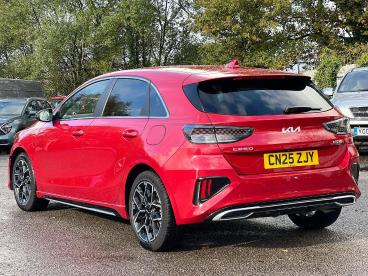 SPOTICAR Kia Ceed Cee-d 1.5 T-gdi Gt-line Euro 6 (s/s) 5dr Used Car - Saloon Petrol Red - Pontypridd - 1200556496_5