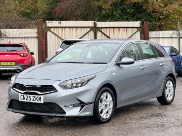 SPOTICAR Kia Ceed Cee-d 1.5 T-gdi 2 Euro 6 (s/s) 5dr Used Car - Saloon Petrol Silver - Pontypridd - 1200557563_3
