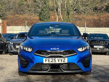 SPOTICAR Kia Ceed Cee-d 1.5 T-gdi Gt-line Dct Euro 6 (s/s) 5dr Used Car - Saloon Petrol Blue - Pontypridd - 1200567779_2