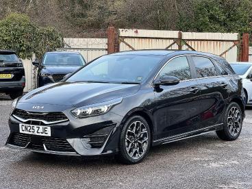 SPOTICAR Kia Ceed Cee-d 1.5 T-gdi Gt-line Dct Euro 6 (s/s) 5dr Used Car - Saloon Petrol Black - Pontypridd - 1200569525_3