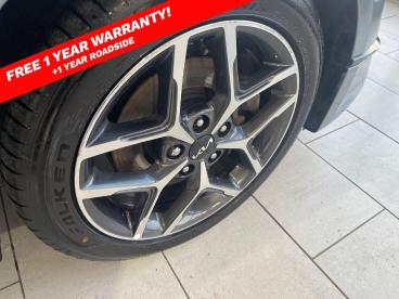 SPOTICAR Kia Ceed Cee-d 1.6 Crdi Mhev 3 Euro 6 (s/s) 5dr Used Car - Saloon Hybrid Silver - Bridgend - 1200569944_4