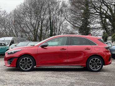 SPOTICAR Kia Ceed Cee-d 1.5 T-gdi Gt-line Euro 6 (s/s) 5dr Used Car - Saloon Petrol Red - Pontypridd - 1200573315_4