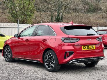 SPOTICAR Kia Ceed Cee-d 1.5 T-gdi Gt-line Euro 6 (s/s) 5dr Used Car - Saloon Petrol Red - Pontypridd - 1200573315_5