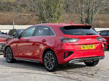 SPOTICAR Kia Ceed Cee-d 1.5 T-gdi Gt-line Euro 6 (s/s) 5dr Used Car - Saloon Petrol Red - Pontypridd - 1200578908_5