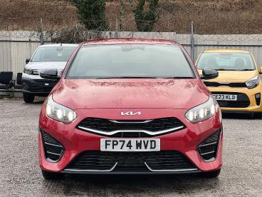 SPOTICAR Kia Ceed Cee-d 1.5 T-gdi Gt-line Euro 6 (s/s) 5dr Used Car - Saloon Petrol Red - Pontypridd - 1200580078_2