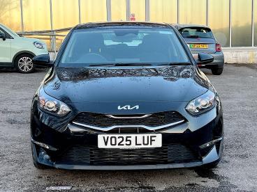 SPOTICAR Kia Ceed Cee-d 1.5 T-gdi 2 Euro 6 (s/s) 5dr Used Car - Saloon Petrol Black - Pontypridd - 1200581585_2