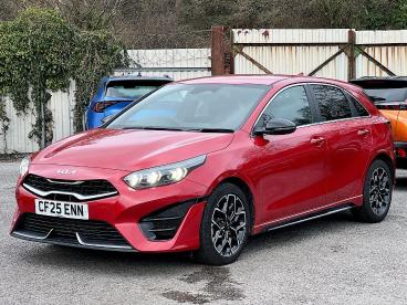 SPOTICAR Kia Ceed Cee-d 1.5 T-gdi Gt-line Euro 6 (s/s) 5dr Used Car - Saloon Petrol Red - Pontypridd - 1200583215_3