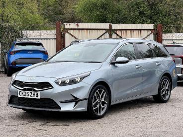 SPOTICAR Kia Ceed Cee-d 1.5 T-gdi 3 Sportswagon Euro 6 (s/s) 5dr Used Car - Estate Petrol Silver - Pontypridd - 1200591345_3