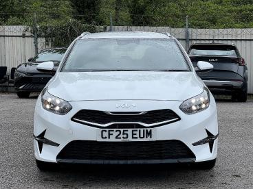 SPOTICAR Kia Ceed Cee-d 1.5 T-gdi 2 Sportswagon Euro 6 (s/s) 5dr Used Car - Estate Petrol White - Pontypridd - 1200599910_2