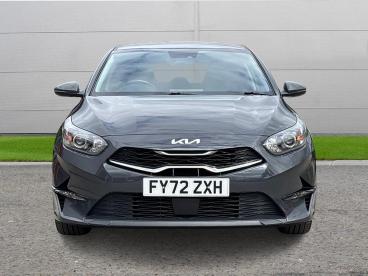 SPOTICAR Kia Ceed Cee-d 1.5 T-gdi 3 Dct Euro 6 (s/s) 5dr Used Car - Saloon Petrol Grey - Worksop - 1200602689_2