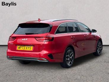 SPOTICAR Kia Ceed Cee-d 1.5 T-gdi 3 Sportswagon Euro 6 (s/s) 5dr Used Car - Estate Petrol Red - Cheltenham - 1200618464_2