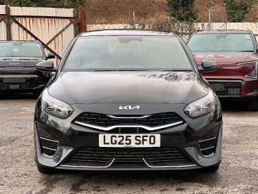 SPOTICAR Kia Ceed Cee-d 1.5 T-gdi Gt-line Euro 6 (s/s) 5dr Used Car - Saloon Petrol Black - Pontypridd - 1200625060_2