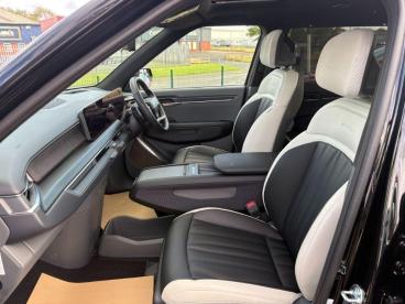 SPOTICAR Kia Ev9 99.8kwh Gt-line S Auto Awd 5dr (6 Seat) Used Car - Suv Electric Black - Ashington - 1200543175_2