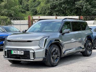 SPOTICAR Kia Ev9 99.8kwh Gt-line S Auto Awd 5dr (7 Seat) Used Car - Suv Electric Grey - Pontypridd - 1200605986_3