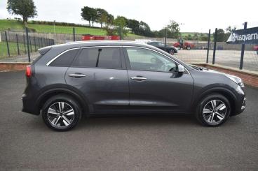 SPOTICAR Kia Niro 1.6 Gdi 2 Dct Euro 6 (s/s) 5dr Used Car - Suv Hybrid Grey - Ballymena County Antrim - 1200542186_2