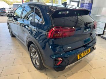 SPOTICAR Kia Niro 1.6 Gdi Connect Dct Euro 6 (s/s) 5dr Used Car - Suv Hybrid Blue - Ashington - 1200548451_4