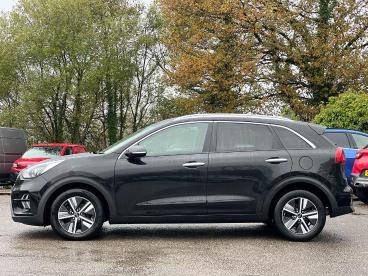 SPOTICAR Kia Niro 1.6 Gdi 2 Dct Euro 6 (s/s) 5dr Used Car - Suv Hybrid Black - Pontypridd - 1200558133_4