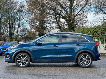SPOTICAR Kia Niro 1.6 Gdi 3 Dct Euro 6 (s/s) 5dr Used Car - Suv Hybrid Blue - Pontypridd - 1200563706_4