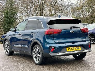 SPOTICAR Kia Niro 1.6 Gdi 3 Dct Euro 6 (s/s) 5dr Used Car - Suv Hybrid Blue - Pontypridd - 1200563706_5