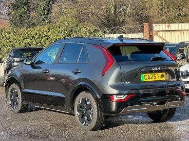 SPOTICAR Kia Niro 64.8kwh 3 Auto 5dr Used Car - Suv Electric  - Pontypridd - 1200569524_5