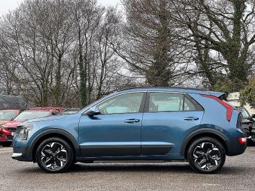 SPOTICAR Kia Niro 64.8kwh 2 Auto 5dr Used Car - Suv Electric Blue - Pontypridd - 1200570271_4