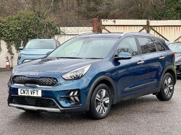 SPOTICAR Kia Niro 1.6 Gdi Connect Dct Euro 6 (s/s) 5dr Used Car - Suv Hybrid Blue - Pontypridd - 1200573480_3
