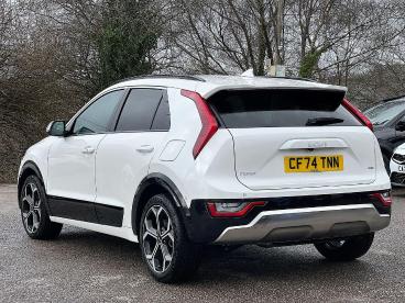 SPOTICAR Kia Niro 1.6h Gdi 4 Dct Euro 6 (s/s) 5dr Used Car - Suv Hybrid White - Pontypridd - 1200581164_5